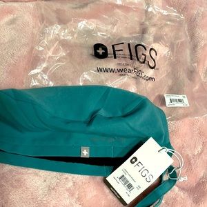 FIGS Scrub Cap + Free FIGS Sticker